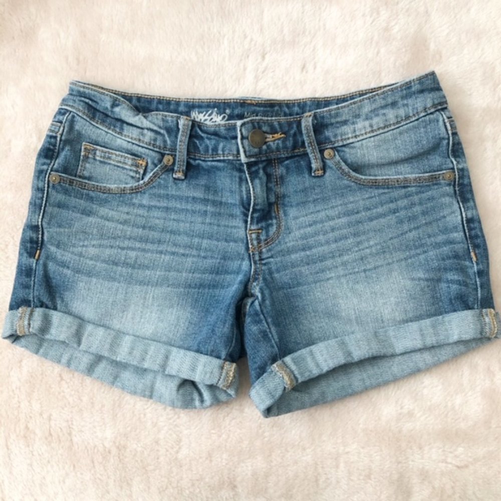 Mossimo Mid Rise Cuffed Hem Denim Jean Shorts